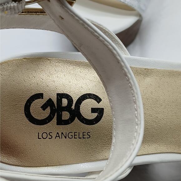 GBG Los Angeles Selah Platform Shoes Womens 8.5M White Faux Leather Sandals - Picture 6 of 14
